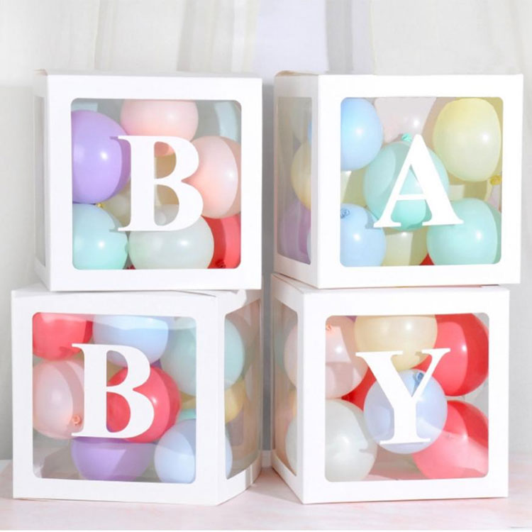 Mga Baby Shower Box na May Mga Sulat