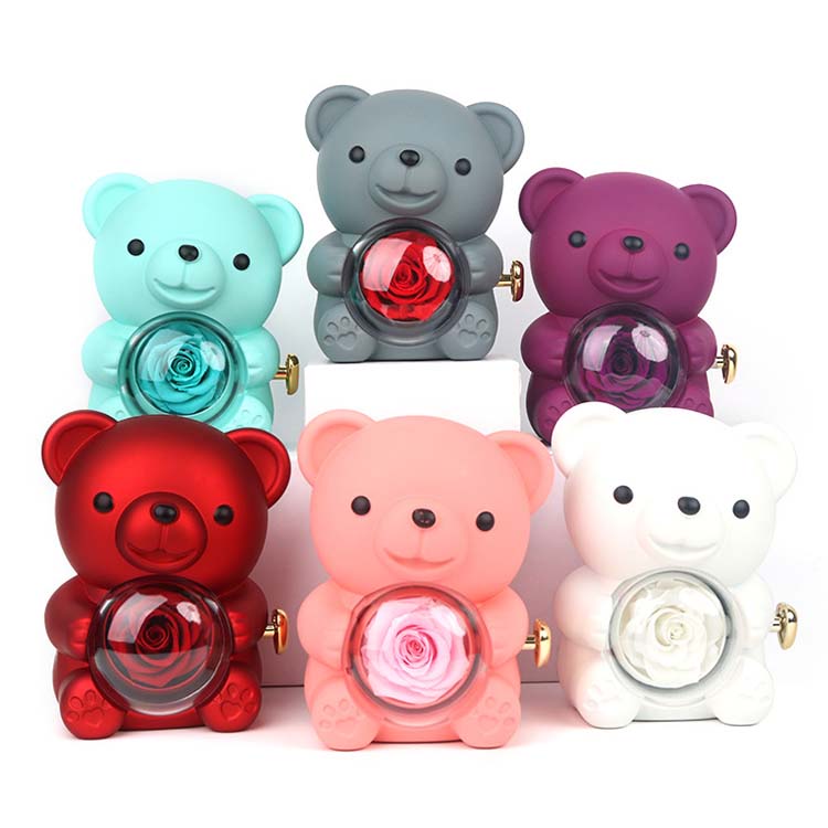 Ang Hug Bear na umiikot na napanatili na rosas na kahon ng alahas