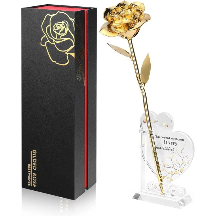 Tunay na Rosas na nasawsaw sa 24k Gold