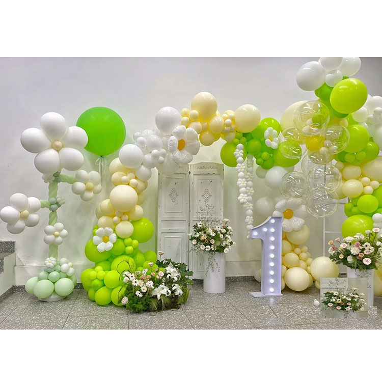 Maliit na Daisy Balloon Garland Arch Kit